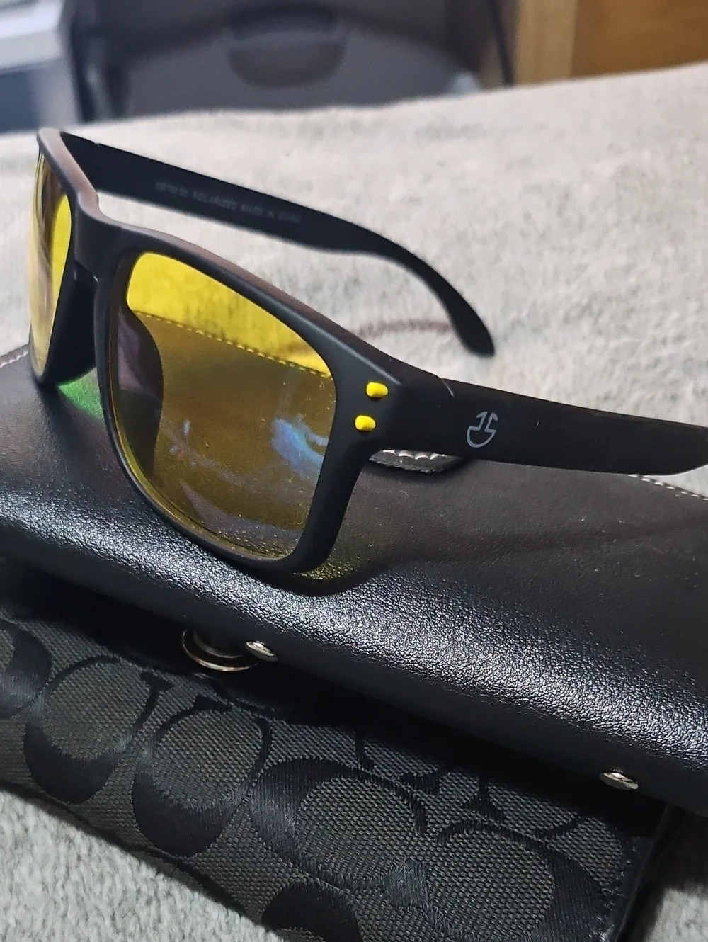 Optics 55 Polarized Mens Designer Sunglasses New!